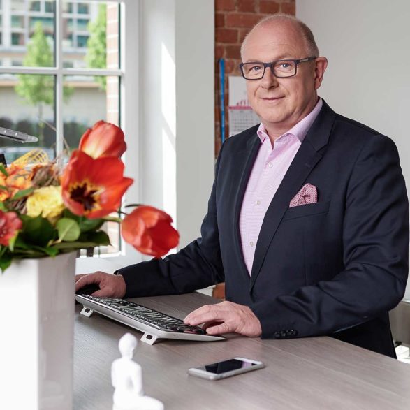Geschäftsführer Büroland Jörg Gerhardt Geschäftsführer Jörg Gerhardt