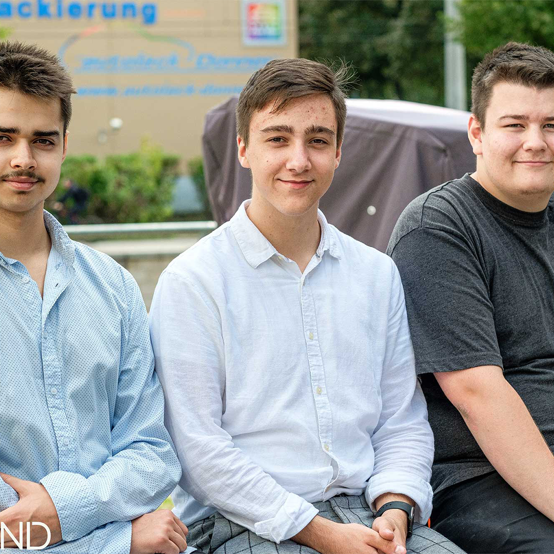 Büroland bildet aus - Ausbildungsstart 2019