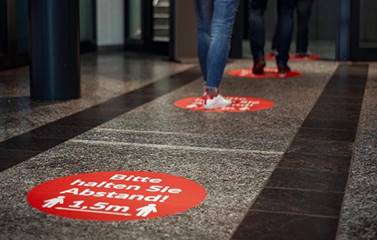 Bodenaufkleber Abstand halten Bodenaufkleber Abstand halten Angebot von Büroland